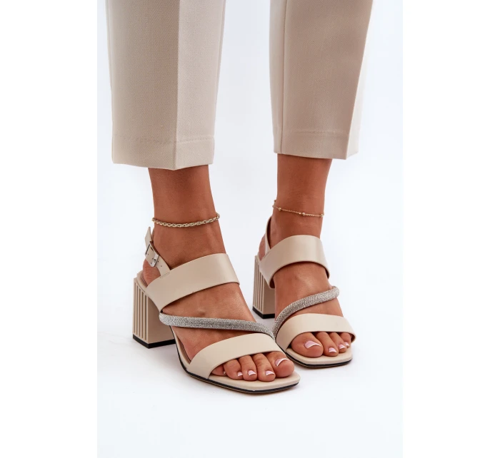 Dámské elegantní sandály na podpatku béžové D&A model 21656019 - S.Barski Dámské elegantní sandály na podpatku béžové D&A model 21656019 - S.Barski