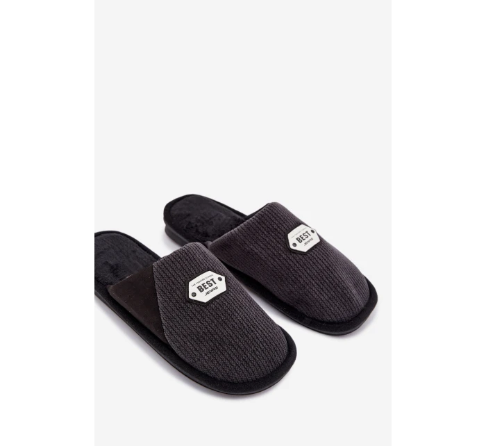 Pánské pantofle s nášivkou Černé model 21793940 - Boto Pánské pantofle s nášivkou Černé model 21793940 - Boto