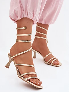 Sandále na podpätku model 227453 Step in style