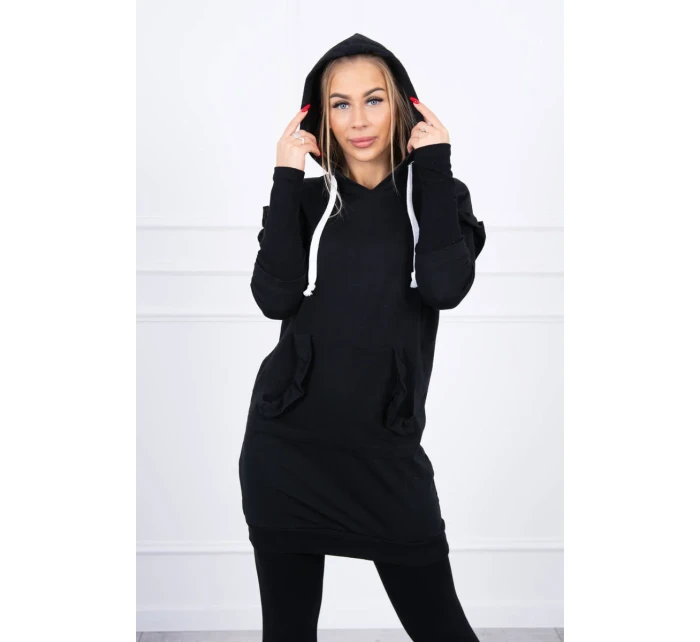 Šaty s ozdobnými volánikmi a kapucňou čiernej farby Šaty s ozdobnými volánikmi a kapucňou čiernej farby