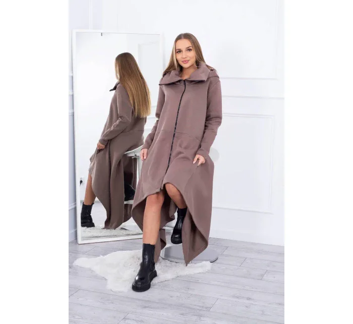 Zateplené šaty s dlhšími stranami mocca Zateplené šaty s dlhšími stranami mocca