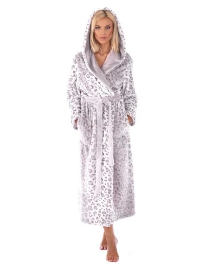 Dámsky župan 3956 irbis s kapucňou so vzorom - Vestis Dámsky župan 3956 irbis s kapucňou so vzorom - Vestis