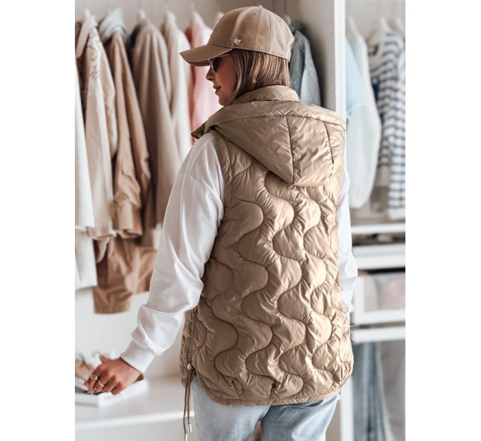 Dámská přechodná prošívaná vesta camel Dstreet model 21987037 - FashionStreet Dámská přechodná prošívaná vesta camel Dstreet model 21987037 - FashionStreet