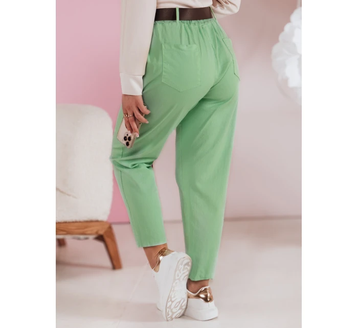 Dámske ležérne nohavice s opaskom SOFELIA svetlozelená FashionStreet UY2506 Dámske ležérne nohavice s opaskom SOFELIA svetlozelená FashionStreet UY2506