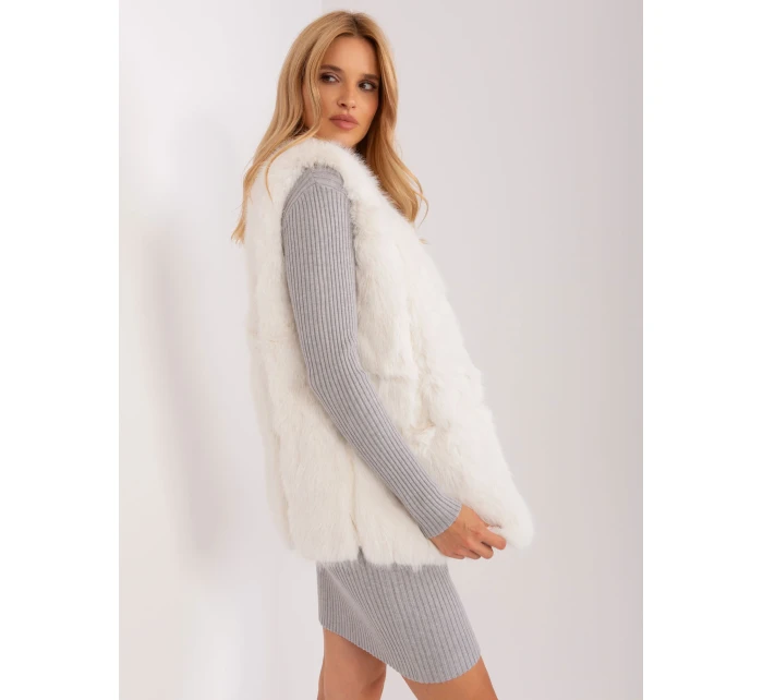 Kamizelka AT KZ model 18949484 ecru - FPrice