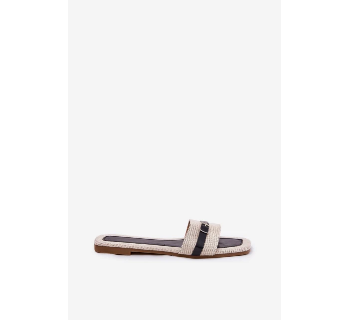 Ploché dámské sandály s páskem a přezkou béžové model 21689544 - Boto