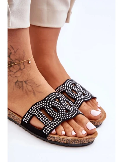 Dámska čiapka s volánikmi Black Evelins