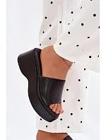 Dámské nazouváky na platformě Černé model 22107226 - Boto