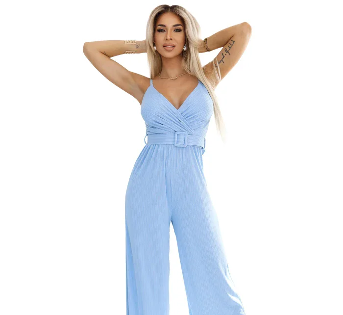 593-2 Elegantný overal s obálkovým výstrihom, širokými nohavicami a opaskom - MODRÝ