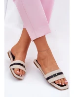 Ploché dámské sandály s páskem a přezkou béžové model 21689544 - Boto