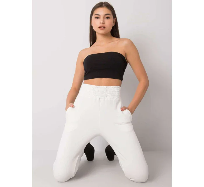 Tepláky FE DR model 16161997 ecru - FPrice Tepláky FE DR model 16161997 ecru - FPrice