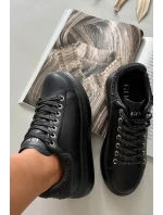 Dámské tenisky z pravé kůže model 21711761 Černé - Goe Dámské tenisky z pravé kůže model 21711761 Černé - Goe