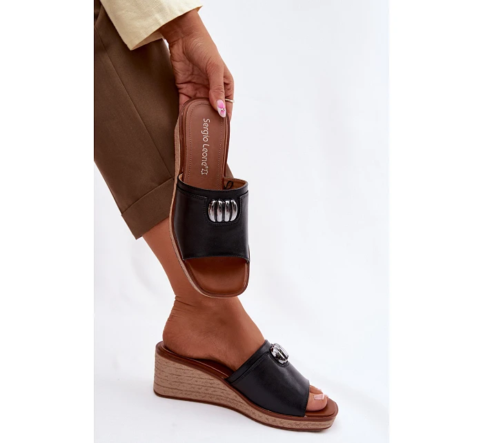 Dámské pantofle na platformě s   Černé model 22101421 - SERGIO LEONE