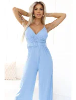 593-2 Elegantný overal s obálkovým výstrihom, širokými nohavicami a opaskom - MODRÝ
