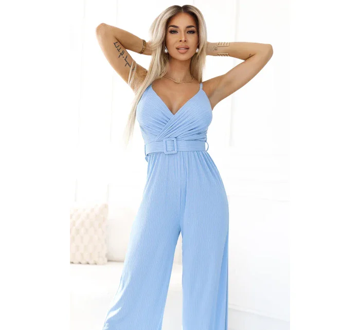 593-2 Elegantný overal s obálkovým výstrihom, širokými nohavicami a opaskom - MODRÝ