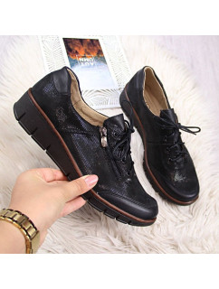 Helios W H334 čierne kožené topánky s leskom