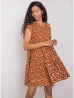 Dámské šaty model 20965290 001 Hnědá s květy - FPrice Dámské šaty model 20965290 001 Hnědá s květy - FPrice