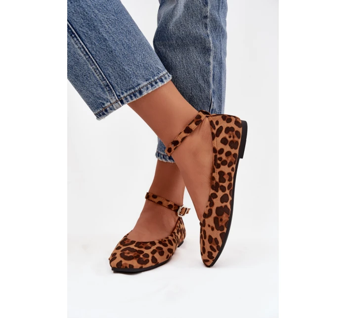 Dámské baleríny s páskem a přezkou Panterka model 21747608 - Boto