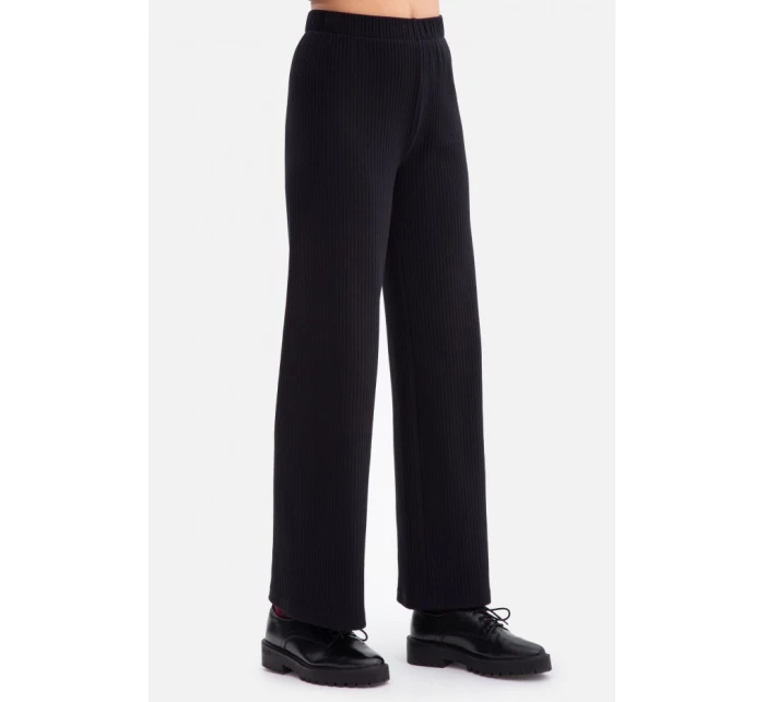 B300 Pletené nohavice - čierne