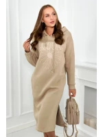 Dlhé izolované šaty s výšivkou svetlo béžová