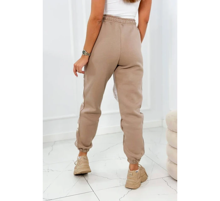 Bavlnené nohavice Amour tmavo béžová