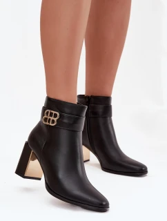 Dámské kotníkové boty na podpatku s páskem a zlatým detailem Černé Galinne