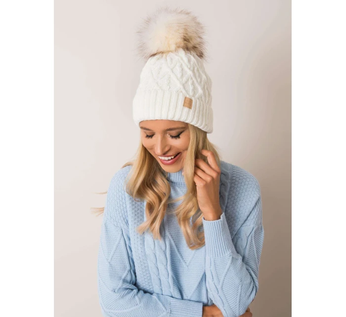 Čiapka JK CZ 9.74 ecru