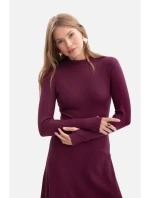 model 21379824 Žebrované midi šaty s asymetrickým pasem švestka - BeWear