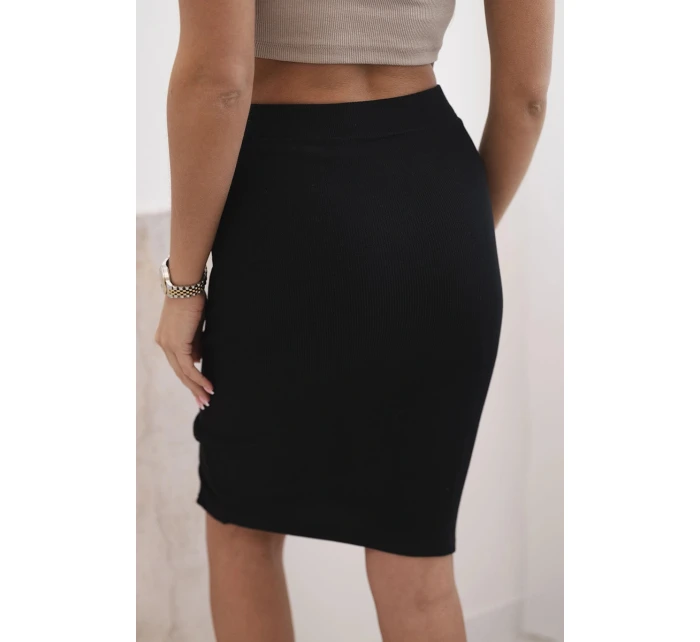 Dámska pruhovaná bavlnená sukňa s rozparkom a ozdobnými gombíkmi čierna Dámska pruhovaná bavlnená sukňa s rozparkom a ozdobnými gombíkmi čierna