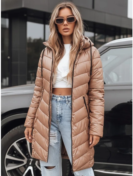 Dámská zimní dlouhá prošívaná bunda velbloudí barvy Dstreet model 22182497 - FashionStreet Dámská zimní dlouhá prošívaná bunda velbloudí barvy Dstreet model 22182497 - FashionStreet