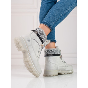 Trendy členkové topánky dámske šedo-strieborné na plochom podpätku