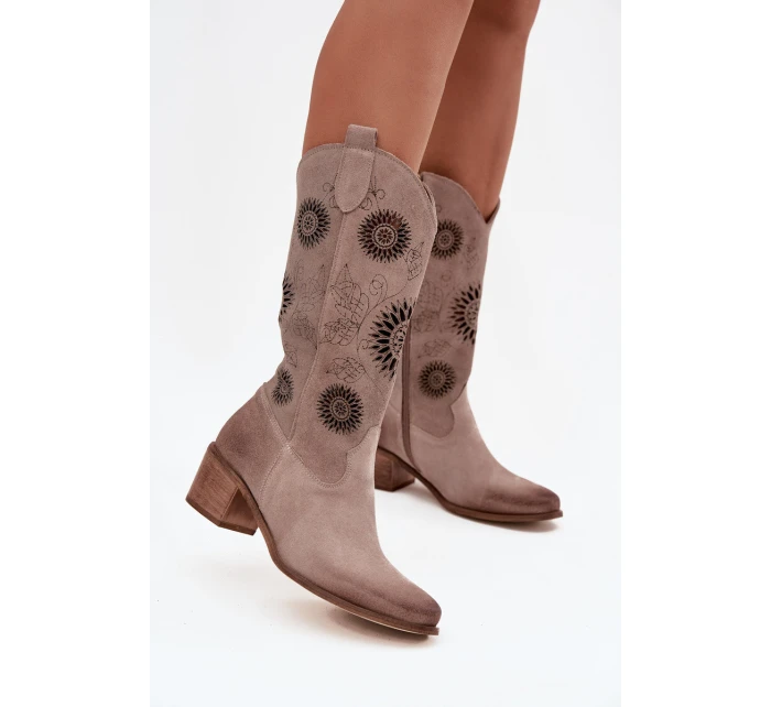Zamszowe Skórzane Kozaki Damskie Z Ażurowym Wzorem Zazoo 3852 Cappuccino