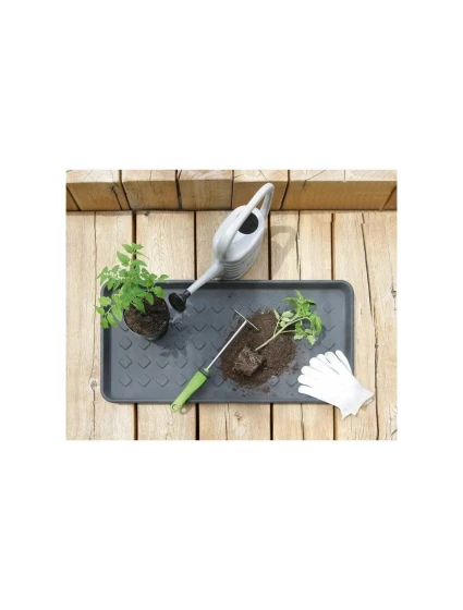 Odkladací podložka 716x348x33 plastová černá