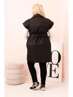 Dámská vesta Plus Size prošívaná s páskem a límcem černá Dámská vesta Plus Size prošívaná s páskem a límcem černá