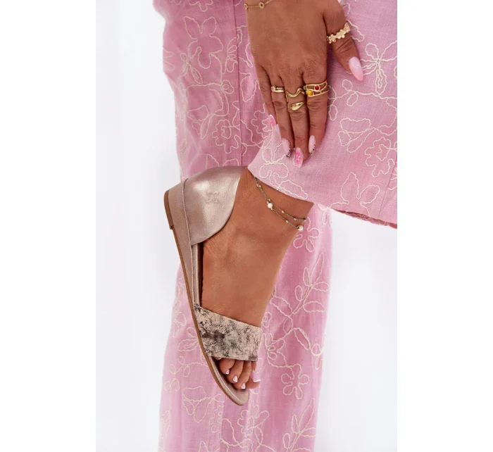 Sandále model 214701 Krok vo veľkom štýle