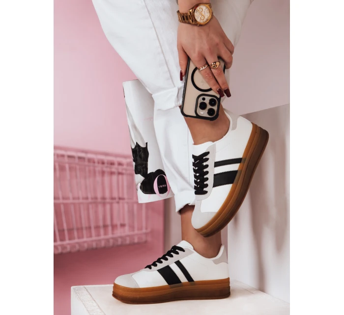 Dámské sportovní tenisky white Dstreet model 21983888 - FashionStreet