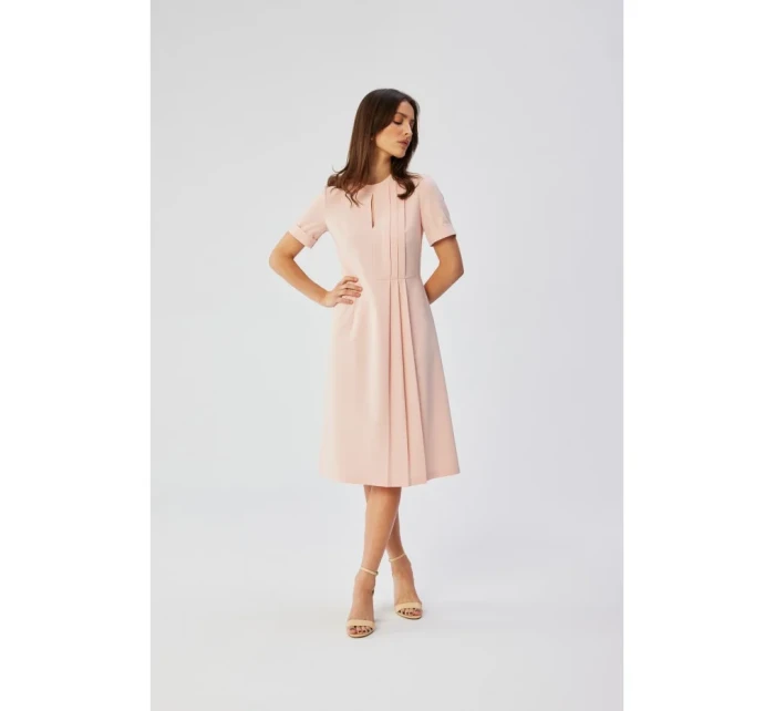 model 19647361 Šaty se záhyby na bocích pudrové - STYLOVE