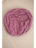 Dámska zimná vlnená čiapka s ozdobným pletením a kamienkami K397 fialová