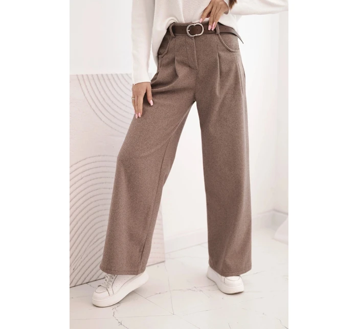 Dámske nohavice so širokými nohavicami a opaskom camel