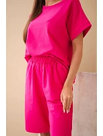 Dámský bavlněný komplet model 22128695 tričko s krátkým rukávem a kraťasy s gumou v pase fuchsiová - K-Fashion