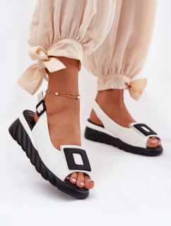 Kožené dámské sandály na klínu s ozdobou model 21693477 bílé - Artiker