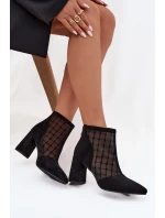 kotníkové boty na podpatku D A  černé model 21713820 - D&A