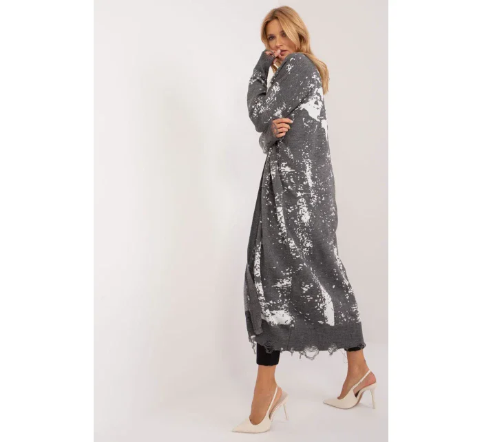 Zapínanie svetra model 194215 Badu