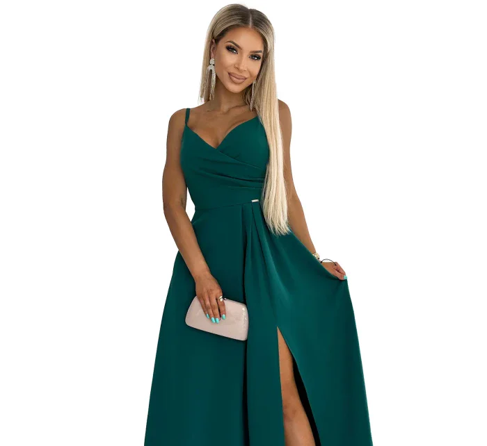 CHIARA Elegantní zelené dámské dlouhé maxi šaty na ramínkách model 18829195 - numoco CHIARA Elegantní zelené dámské dlouhé maxi šaty na ramínkách model 18829195 - numoco