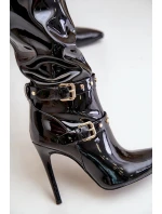 Lakierowane Kozaki Na Szpilce Z Klamrami Czarne Emiraethe