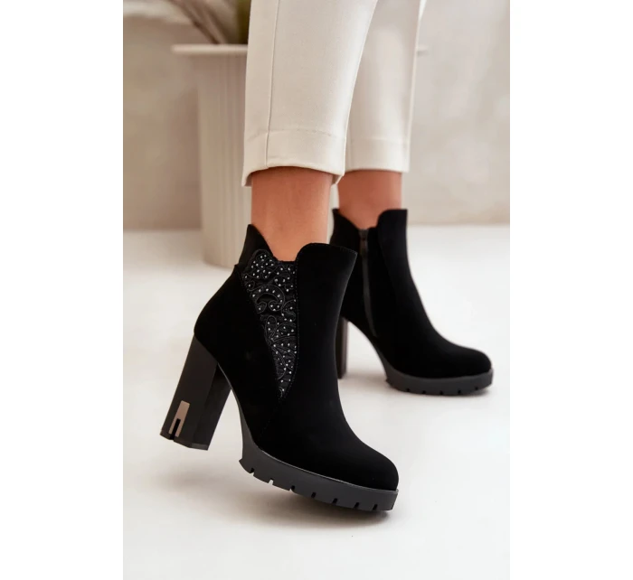 Topánky na podpätku NS329P čierne - Krok vo veľkom štýle
