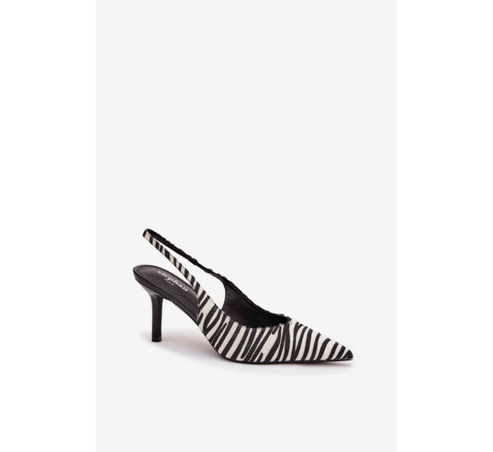 Lodičky s ihlovým podpätkom model 221164 Krok vo veľkom štýle