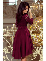 NICOLLE - Dámske šaty vo slivkovej farbe s dlhším zadným dielom a krajkovým výstrihom 210-13