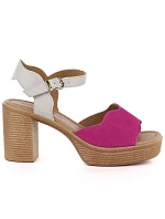 Ružovo-béžové kožené sandále na podpätku Vinceza 26-66943