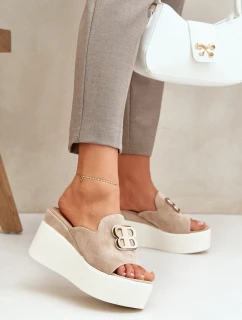 Klapki Na Platformie I Koturnie Z Ozdobą Beżowe Tanonea